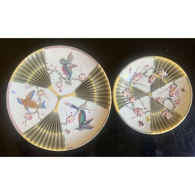 Late 19th Century Wedgwood Argent Fan & Bird Majolica Plate Set of 2, C. 1878 For Sale - Image 5 of 9