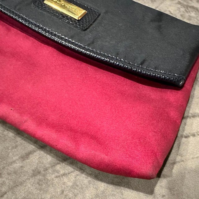 Elegant 1960s Vintage Sorelle Fontana Silk and Leather Evening Clutch For Sale - Image 10 of 12