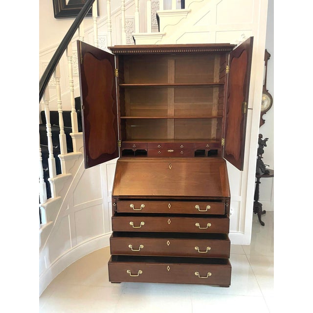 Antique George II Figured Mahogany Bookcase, 1740 For Sale - Image 10 of 18