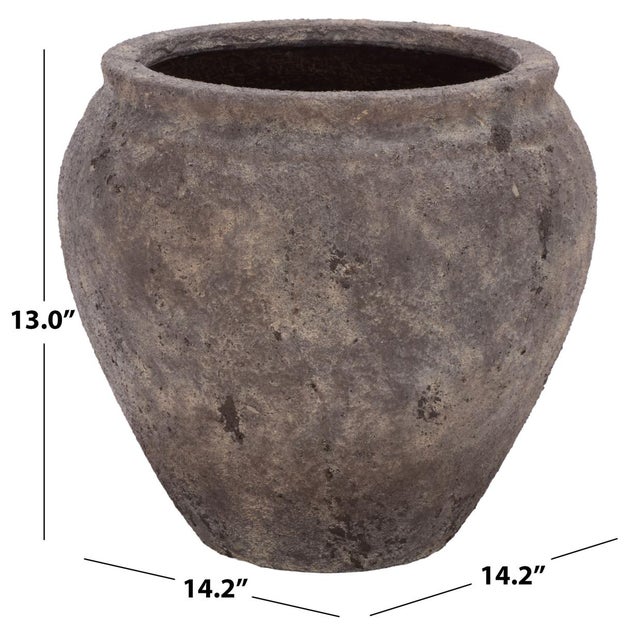 Transform your outdoor space with the Ramsey planter pot, a beautiful addition that merges style and functionality. In its...