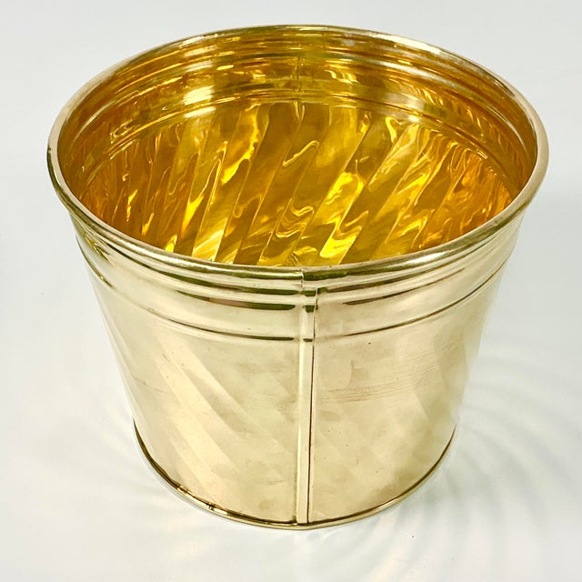Mid-Century Hollywood Regency Boho Chic English Style Twisted Ribbed Brass Planter For Sale - Image 9 of 9