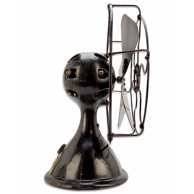 Art Deco Original 1918 Menominee Stationary "Clamshell" Desk Fan For Sale - Image 3 of 10