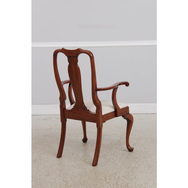 1990s Set of 10 Henkel Harris Cherry Queen Anne Dining Room Chairs For Sale - Image 5 of 18