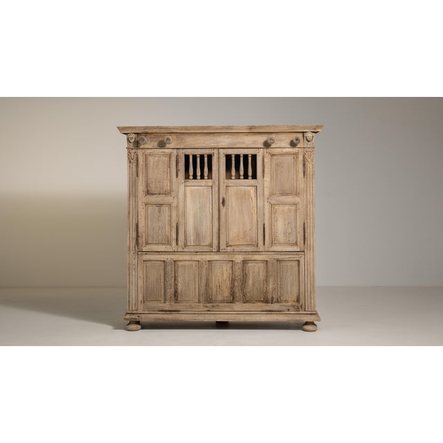 Early 19th Century Antique Oak Cabinet For Sale - Image 5 of 13