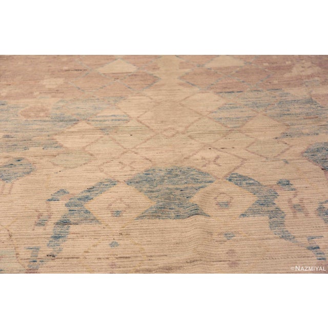 Nazmiyal Collection Large Soft Neutral Tribal Artistic Contemporary Abrash Rug For Sale - Image 4 of 9