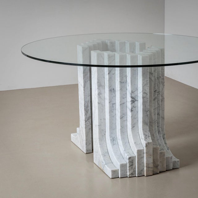 Dining Table with White Marble Columns, attributed to Carlo Scarpa, Italy, 1970 For Sale In New York - Image 6 of 9