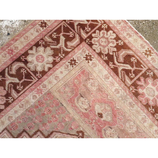 Textile Galerie Shabab Collection Mid-20th Century Turkish Oushak Throw Rug For Sale - Image 7 of 8