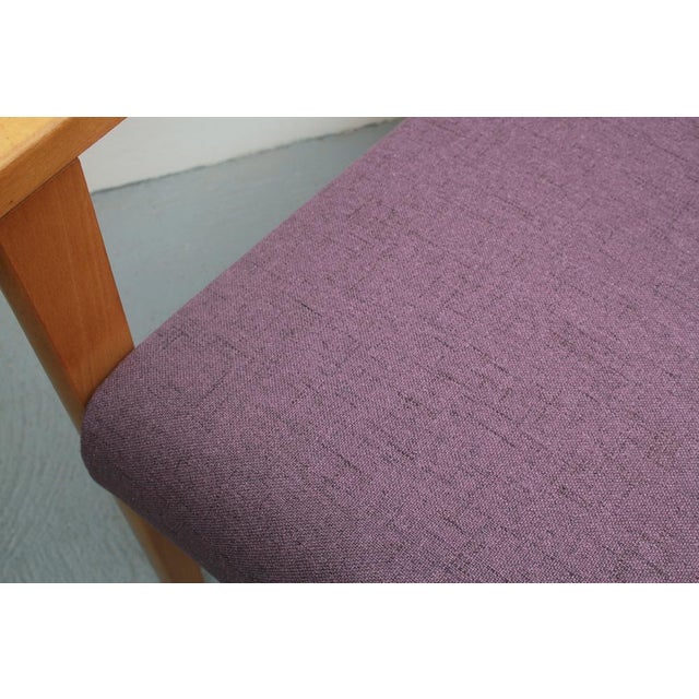 Simple 60s armchair in light wood. Beautiful honey -colored color. Newly manufactured seat cushions, related to a...