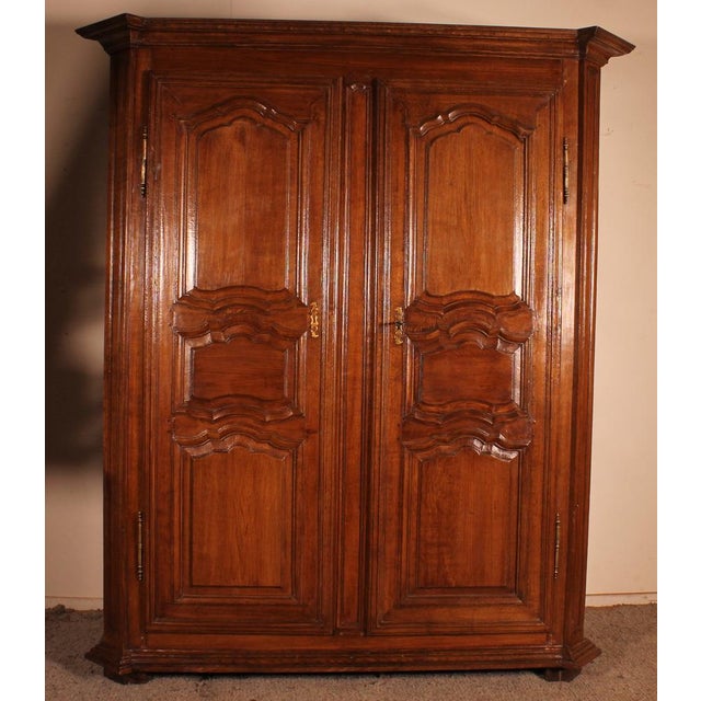 Brown 18th Century Louis XIV Wardrobe in Oak For Sale - Image 8 of 8