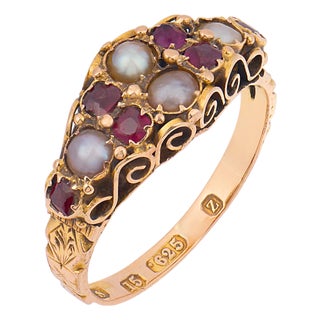 Late 19th Century Victorian British Garnet Seed Pearl 15k Rose Gold Ring, Size 5.75 For Sale