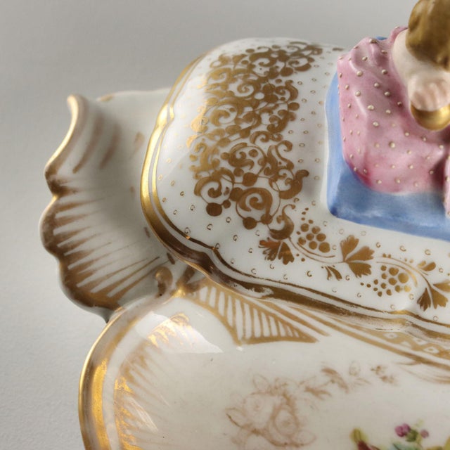 French Inkwell in Porcelain For Sale - Image 4 of 10