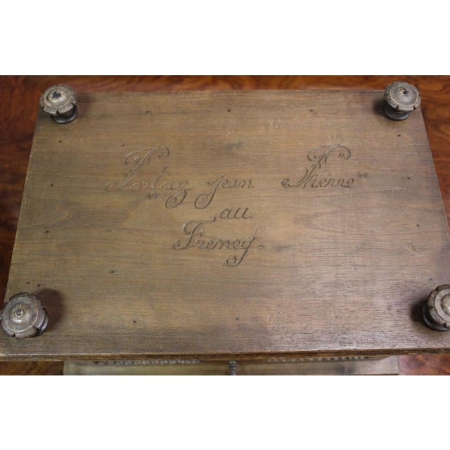 Box in Walnut with Animals Decoration For Sale - Image 14 of 15