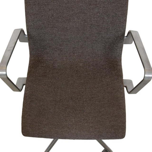 Oxford Office Chair in Grey Hallingdal Fabric by Arne Jacobsen, 2000s For Sale - Image 10 of 17