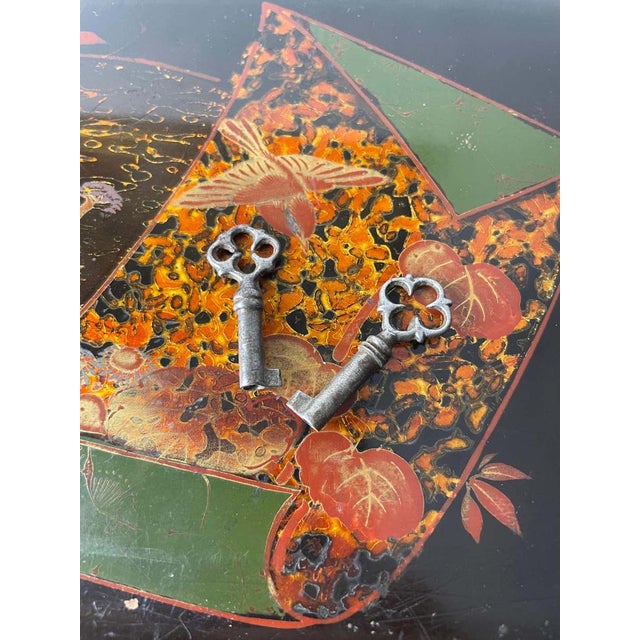 Three Black Japanese Lacquer Nesting Boxes with Two Keys, 1880, Set of 3 For Sale - Image 10 of 18