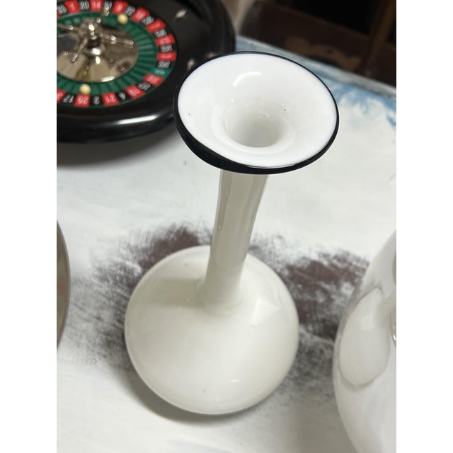 1970s Vintage Opaque Glass Vase, 1970s For Sale - Image 5 of 9