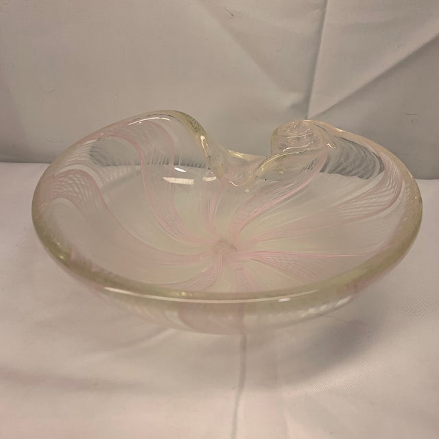 Murano Mid-20th Century Murano Pink & White Zanfirico Glass Seashell Catchall Dish For Sale - Image 4 of 6