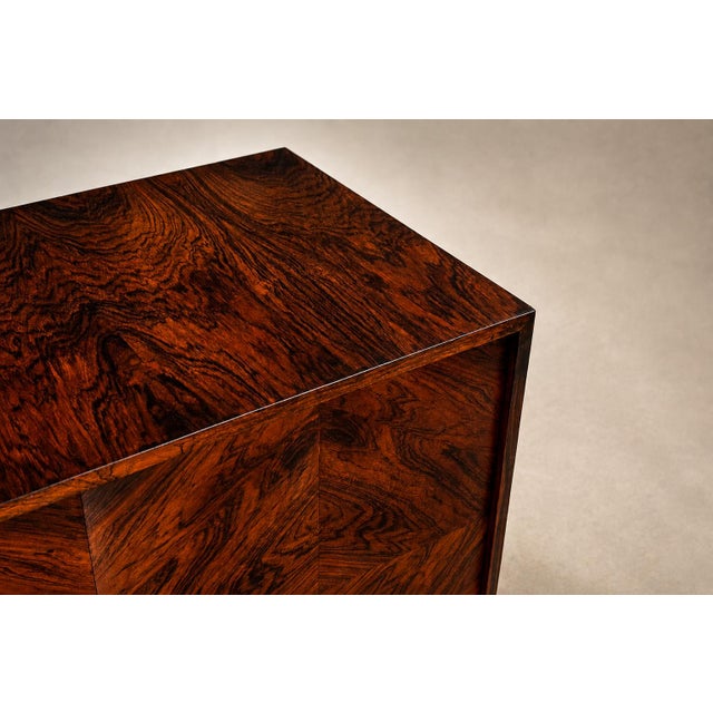 Wood Monumental Brazilian Rosewood Credenza With Geometric Veneer Work by Móveis Teperman, 1950s For Sale - Image 7 of 18