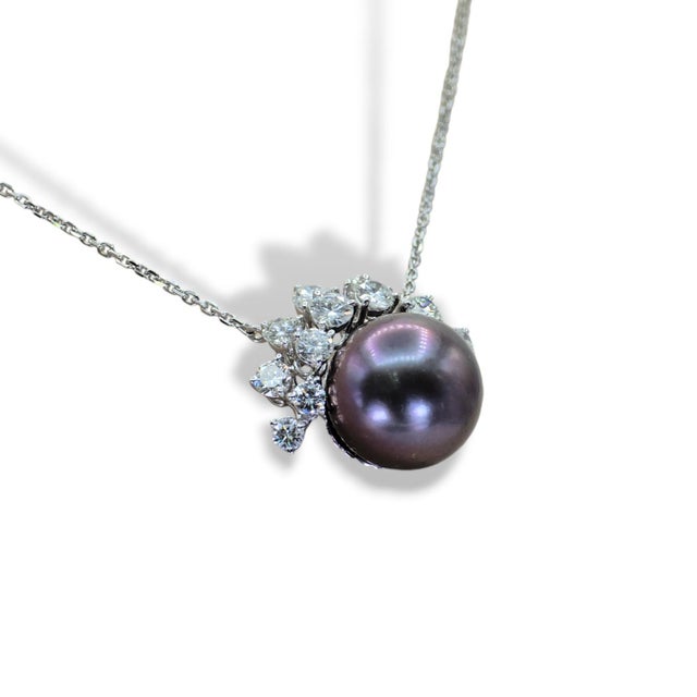 Natural Tahitian Black Pearl Pendant Metal Type: 18K (750) White Gold Total Item Weight: 9.85 Grams Length: 18 Inch 1:...