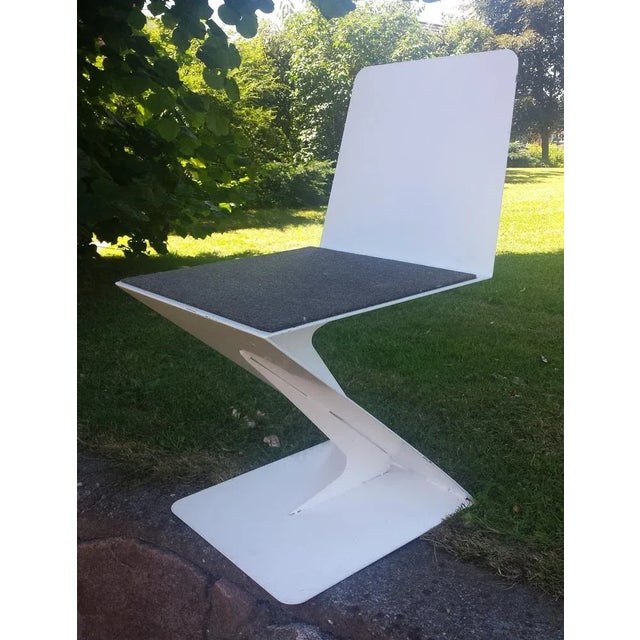 Metal Mid-Century Metal Zig Zag Chair in the style of Gerrit Rietveld For Sale - Image 7 of 7