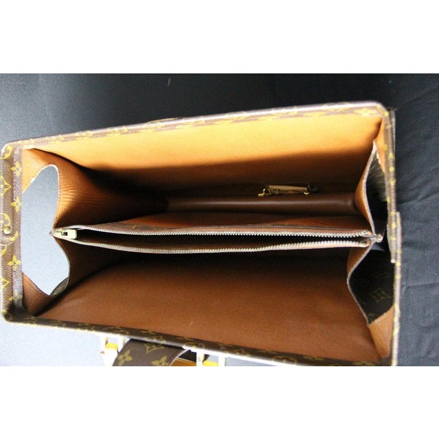 Louis Vuitton Pilot Bag or Doctor Bag, 1990s For Sale - Image 17 of 18