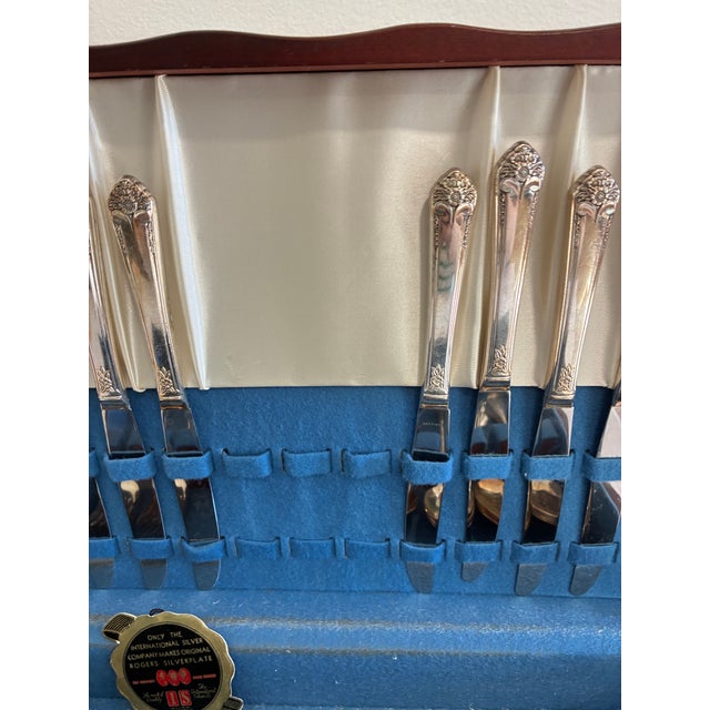 Vintage Rogers & Bro Silverplate Flatware Set, 41 Pieces With Wood Chest For Sale In Oklahoma City - Image 6 of 14
