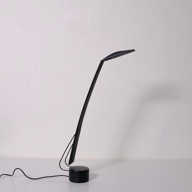 1980s Dove Desk Lamp by Mario Barbaglia & Marco Colombo for Paf Studio, 1980s For Sale - Image 5 of 17