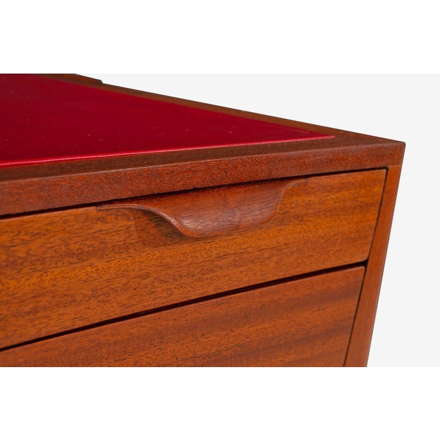 Red Edward Wormley for Dunbar – Rare Vanity and/or Writing Desk, Circa 1945 For Sale - Image 8 of 16