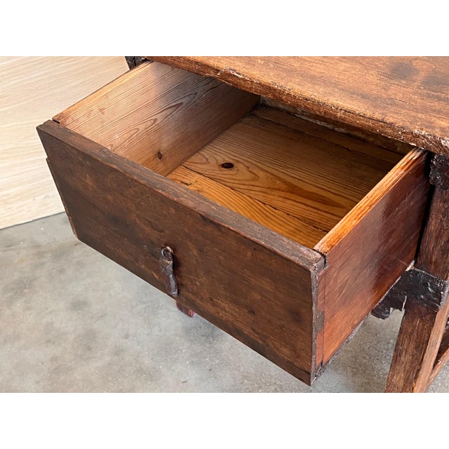Early 19th Century Spanish Baroque Side Table with Wood Stretcher and Big Drawer For Sale - Image 13 of 18
