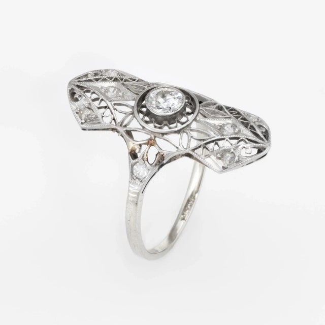This is part of Chairish’s Fine Jewelry assortment. Finely detailed vintage Art Deco era ring (circa 1920s to 1930s),...