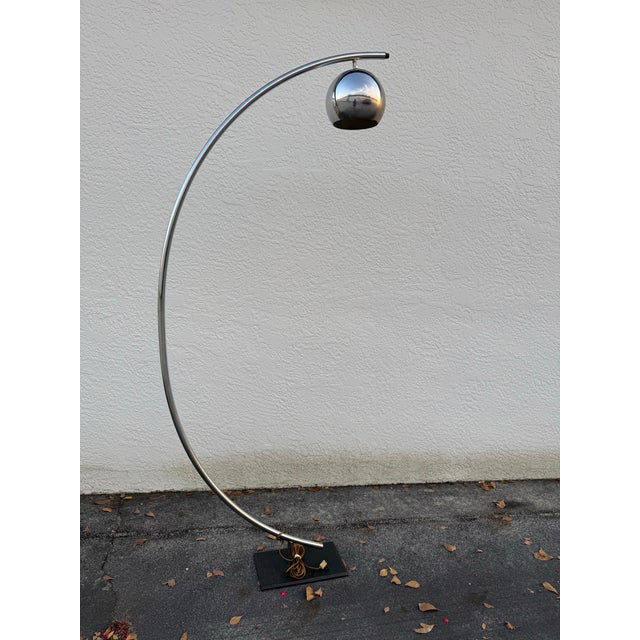 1970s Vintage Mid‑Century Modern Chrome Space Age Arc Chrome with Globe Shade Floor Lamp For Sale - Image 5 of 8