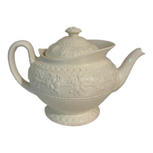 Vintage Wedgwood Wellesley Embossed Creamware English Teapot