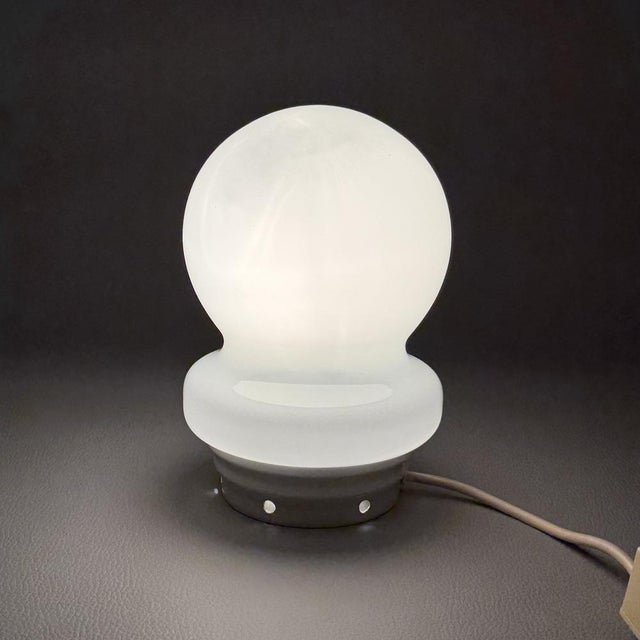 White Modern Murano UFO Glass Table Lamp from Mazzega, 1970s For Sale - Image 8 of 13