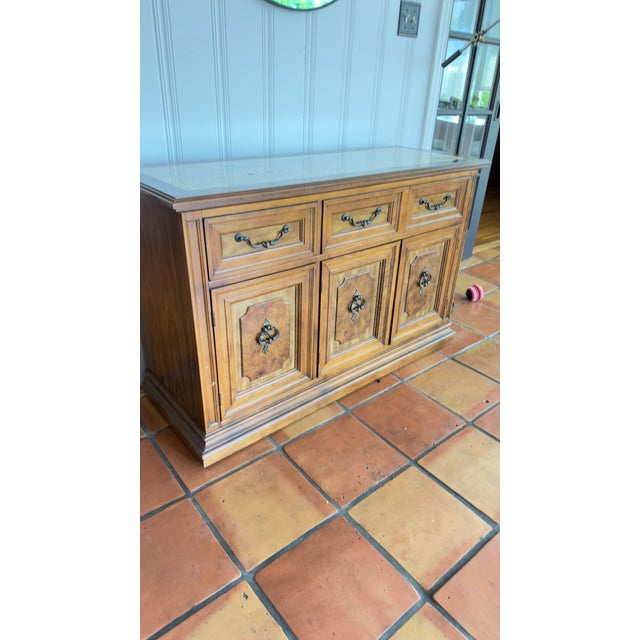 Late 20th Century Mediterranean Revival Carved Credenza For Sale - Image 4 of 7