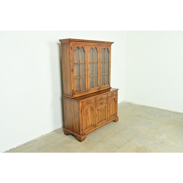English Statton Georgian Carved Cherry Wood Breakfront Bookcase or Dining Cabinet For Sale - Image 3 of 14