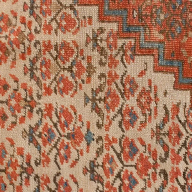 Traditional 19th Century Bakhshayesh Rug For Sale - Image 3 of 5