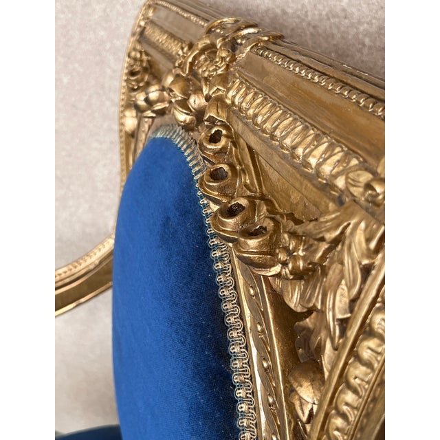 Blue Pair of Louis XVI Style Giltwood Armchairs With Blue Klein Velvet For Sale - Image 8 of 13