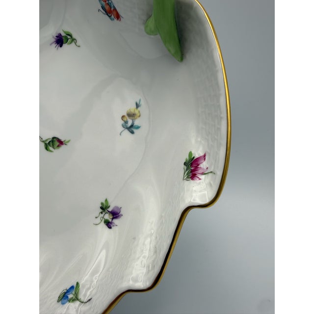 Vintage Hand-Painted Mille Fleurs Porcelain Leaf Bowl with Branch Handle from Herend, 1970s For Sale - Image 13 of 14