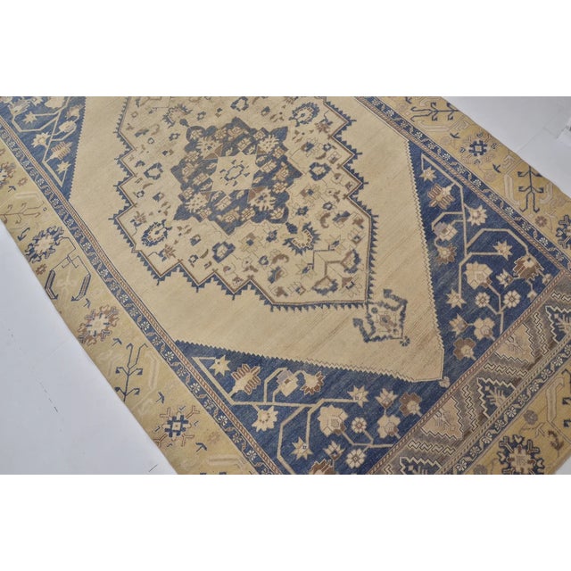 Textile Vintage Turkish Oushak Rug in Creamy Ivory, Indigo Navy & Soft Ochre For Sale - Image 7 of 10