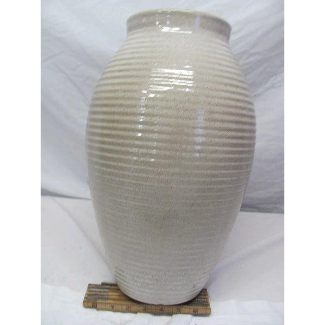 16" Tall Zanesville Tall Ribbed Ovoid Vase 1940s Variegated Cream Color "Homespun" "Stoneage" For Sale - Image 12 of 12