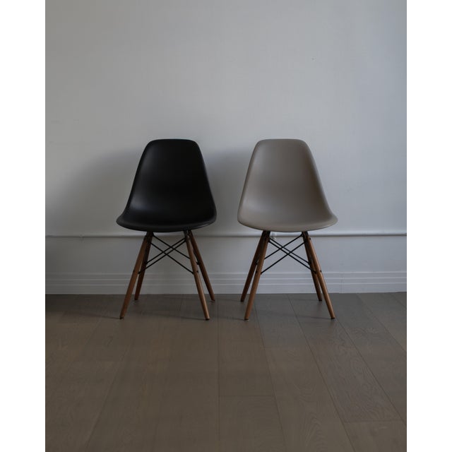 Eames Dowel-Leg Molded Plastic Side Chairs for Herman Miller, 2015, Pair For Sale - Image 12 of 12