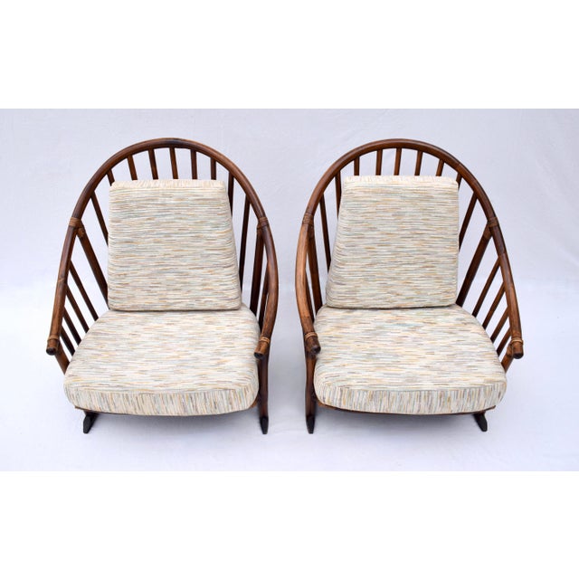Mid-Century Modern 1960's Pair of Danish Modern Spindle Back Chairs in the Manner of Hans Wegner For Sale - Image 3 of 12