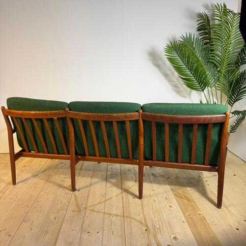 Wood Vintage Danish 3-Seater Sofa by Svend Aage Eriksen for Glostrup Møbelfabrik, 1960s For Sale - Image 7 of 10