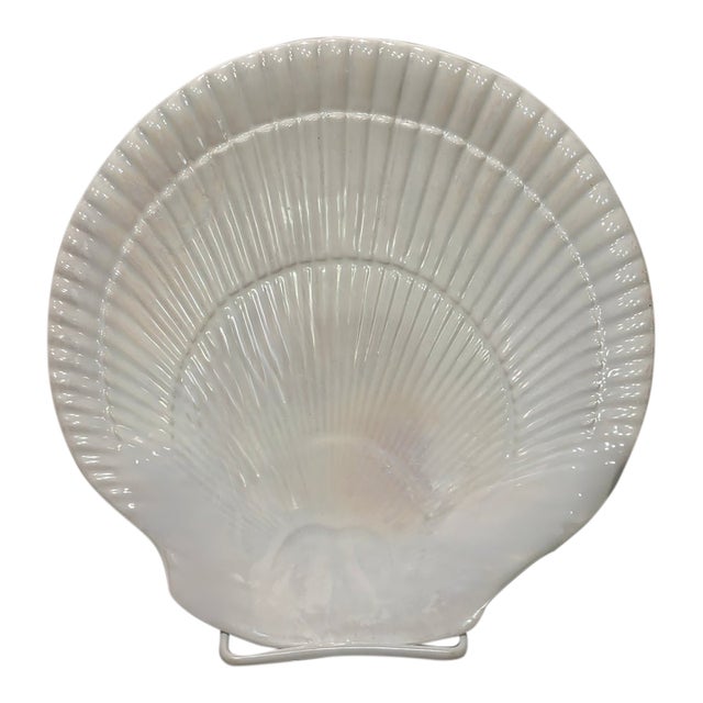 Vintage Nautilus Lustre Shell-Shaped Pearlescent Decorative Plate For Sale