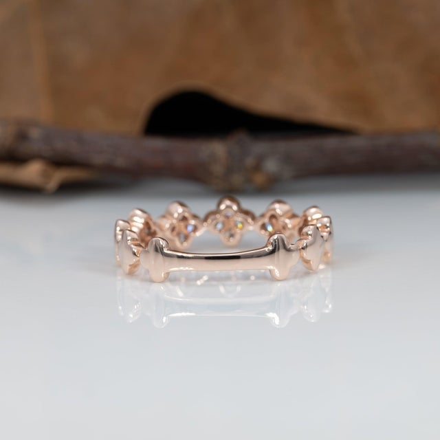 Gold Natural Earth-Mined Diamond Band in Solid 14k Gold | Classic Fine Jewelry For Sale - Image 8 of 9