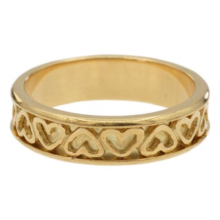 Vintage Tiffany & Co. 18k 750 Solid Yellow Gold Heart Shape Band Ring, Size 5 For Sale