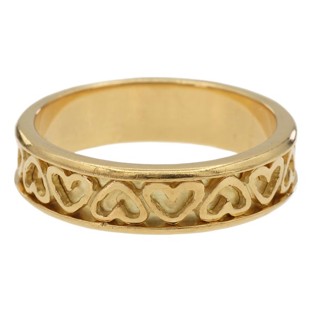 Vintage Tiffany & Co. 18k 750 Solid Yellow Gold Heart Shape Band Ring, Size 5 For Sale
