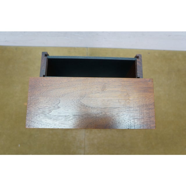 Vintage Mission Arts & Crafts Oak Table Top Quartz Mantel Clock Drawer Bat Op For Sale - Image 11 of 16