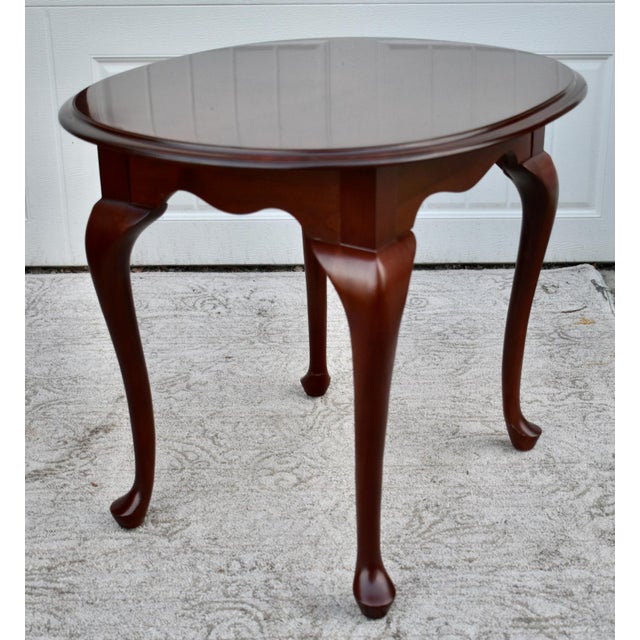 Ethan Allen Vintage Ethan Allen Quenn Anne Style Oval Cherry Side Table For Sale - Image 4 of 11