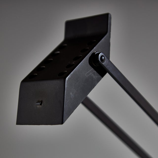 Artemide Tizio Table Lamp by Richard Sapper for Artemide, 1970s For Sale - Image 4 of 16