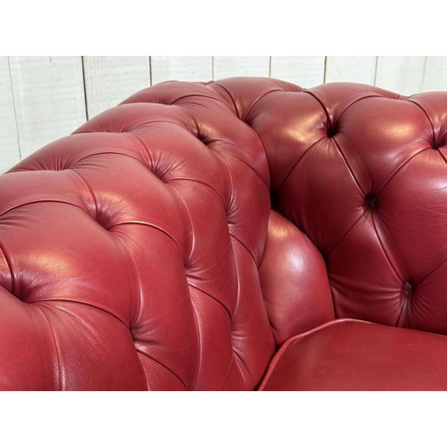 Chesterfield Two-Seater Sofa in Leather, 2000s For Sale - Image 10 of 18